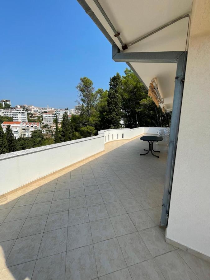 Apartments Rozela Улцин Екстериор снимка