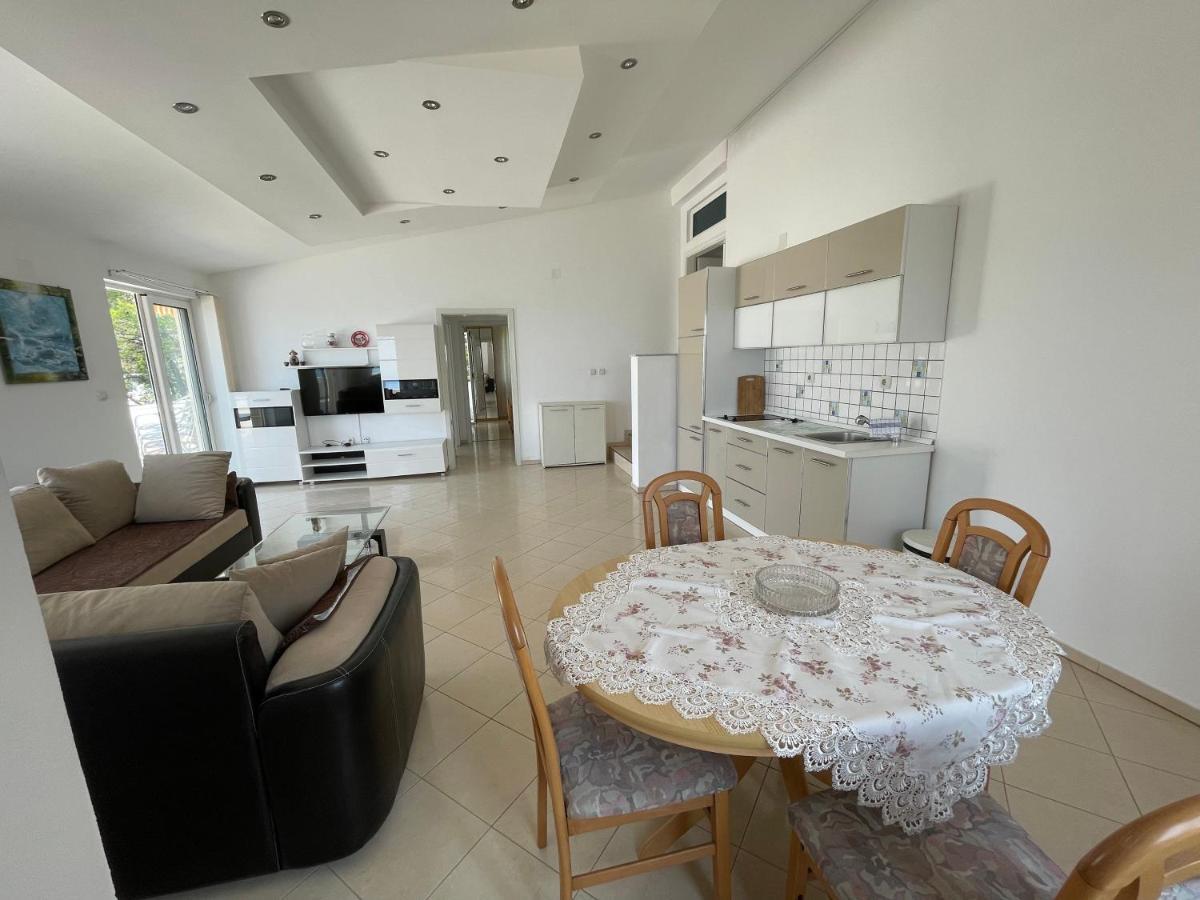 Apartments Rozela Улцин Екстериор снимка